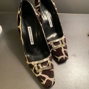 Manolo Blahnik ASTOCHA Pony Pumps Brown Black CRYSTAL Buckle Shoes **HOST PICK**